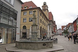 ein Brunnen in der Innenstadt von Albstadt